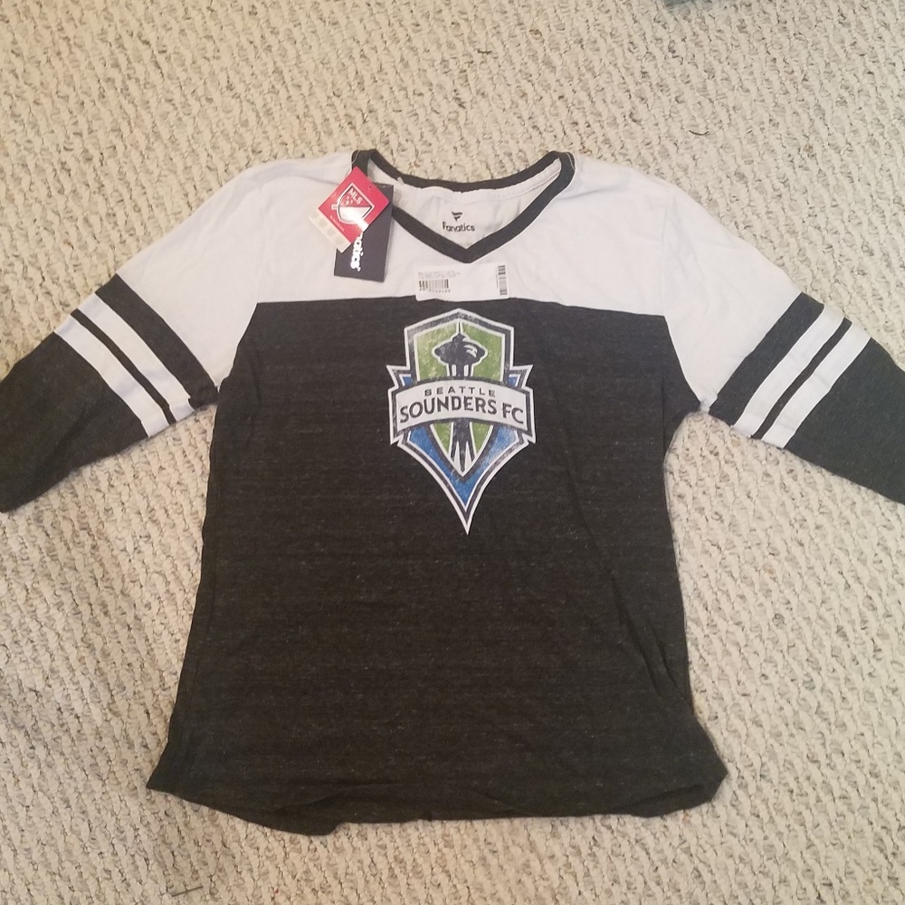 Seattle Sounders 3/4 length tshirt